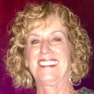 Meet your Posher, Camille